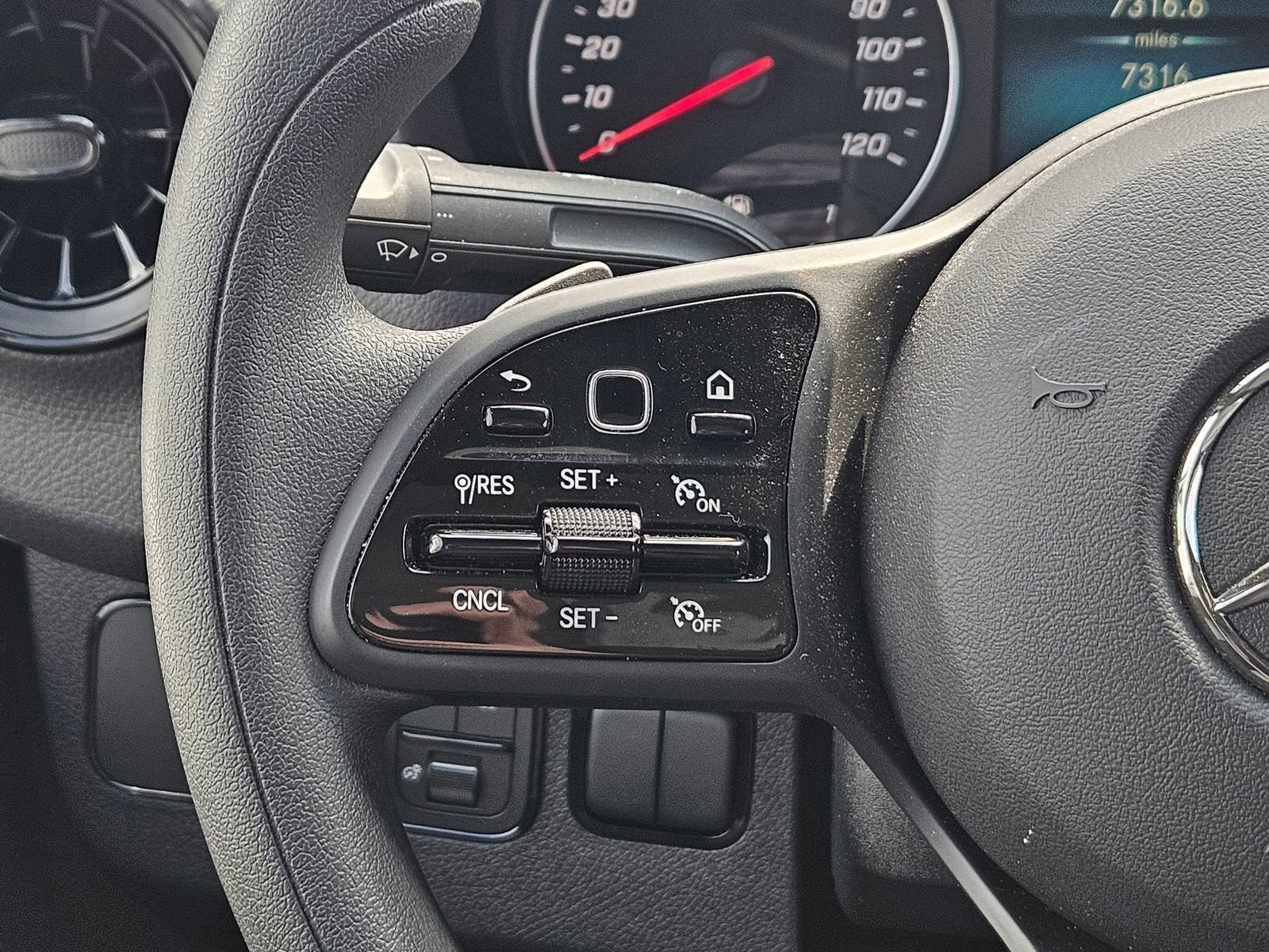 New 2024 Mercedes-Benz Sprinter 2500 image 21