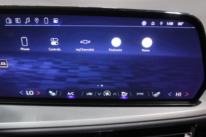 Certified 2024 Chevrolet Traverse LS image 49