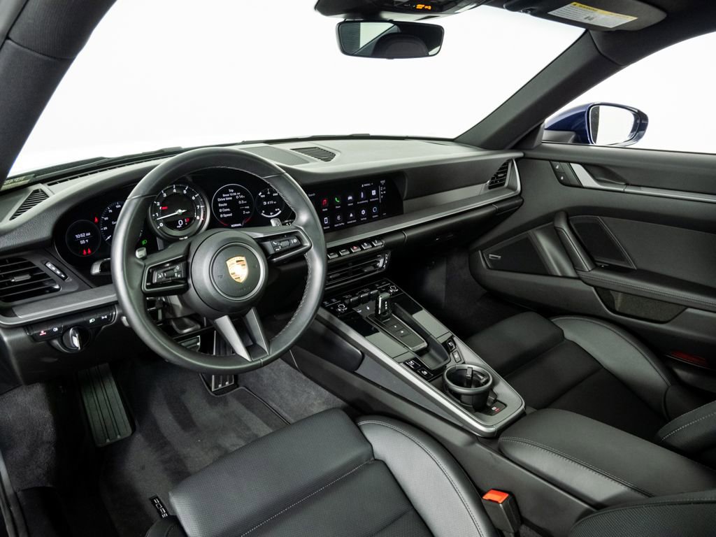 Certified 2024 Porsche 911 Carrera RWD image 4