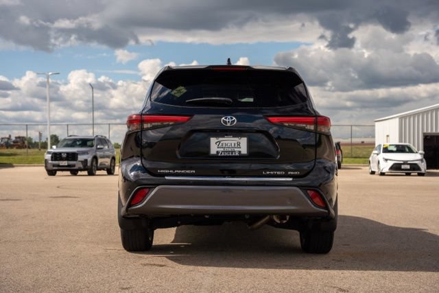 Used 2020 Toyota Highlander Limited AWD/4WD image 6