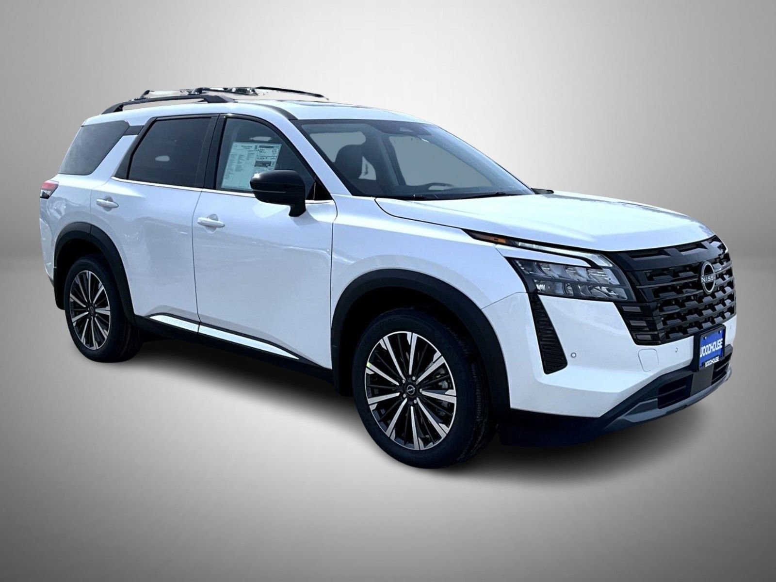 New 2026 Nissan Pathfinder Platinum AWD/4WD image 3