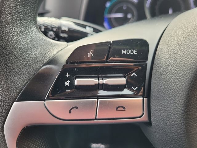 Used 2023 Hyundai Elantra Blue image 28