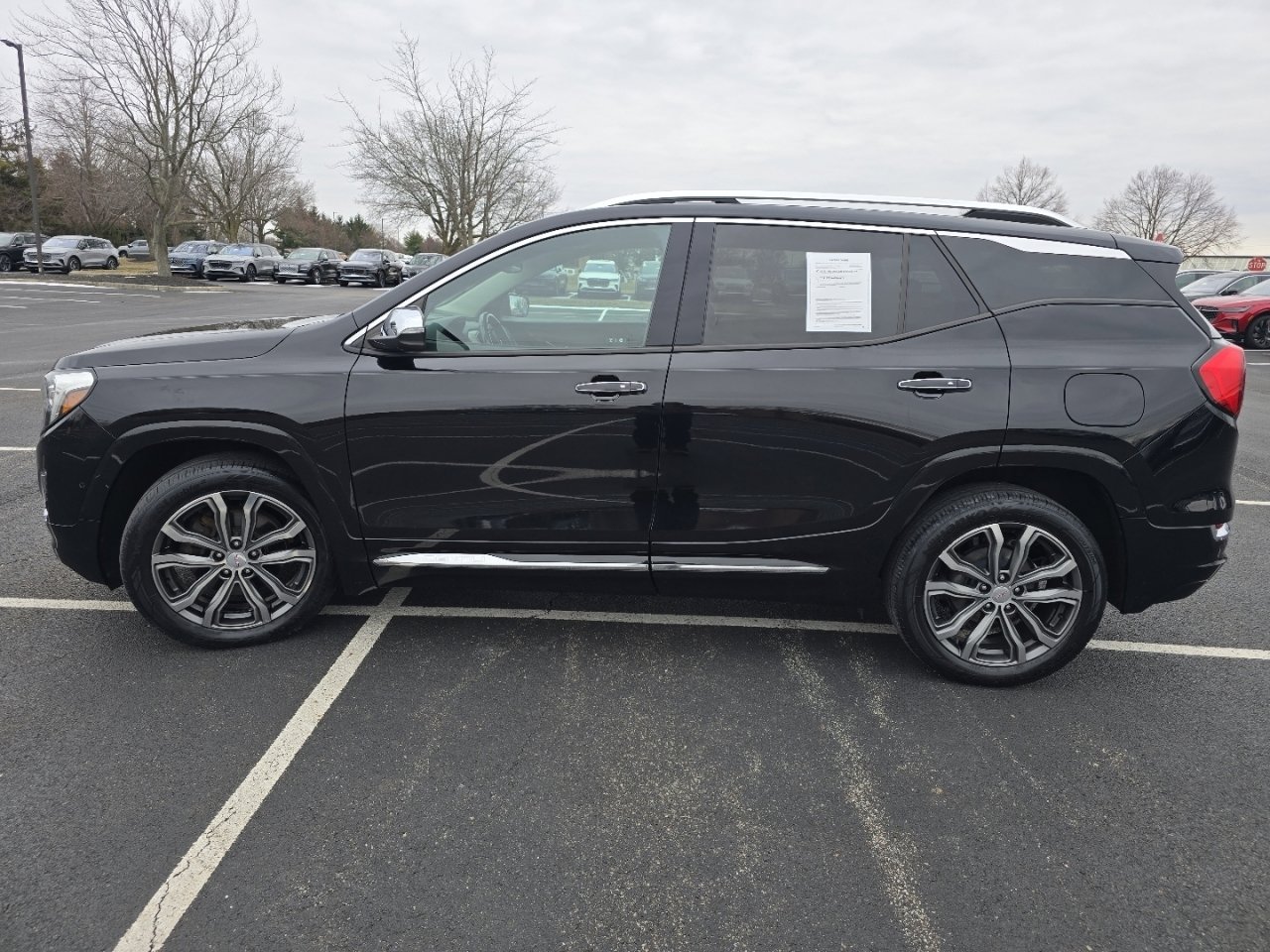 Used 2019 GMC Terrain Denali w/ Advanced Safety Package image 17