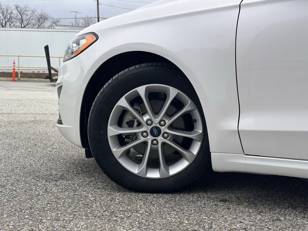 Used 2020 Ford Fusion SE image 8