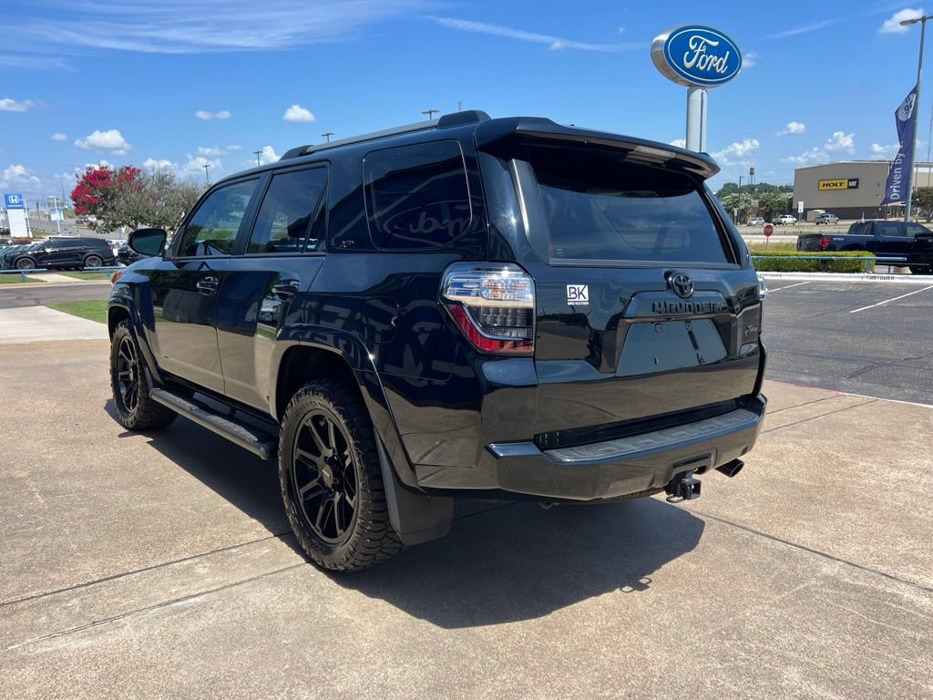 Used 2024 Toyota 4Runner SR5 Premium w/ Moonroof Package RWD image 7
