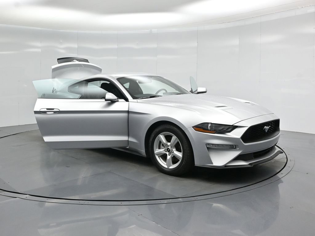 Certified 2019 Ford Mustang Coupe image 28