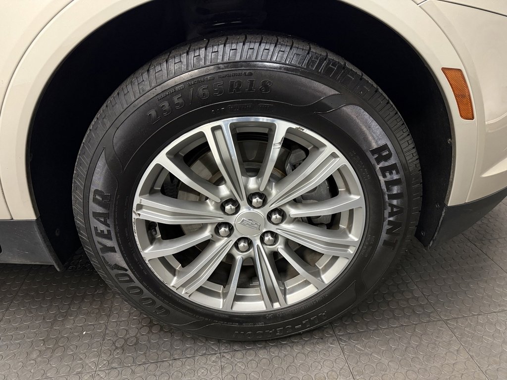 Used 2017 Cadillac XT5 Luxury image 13