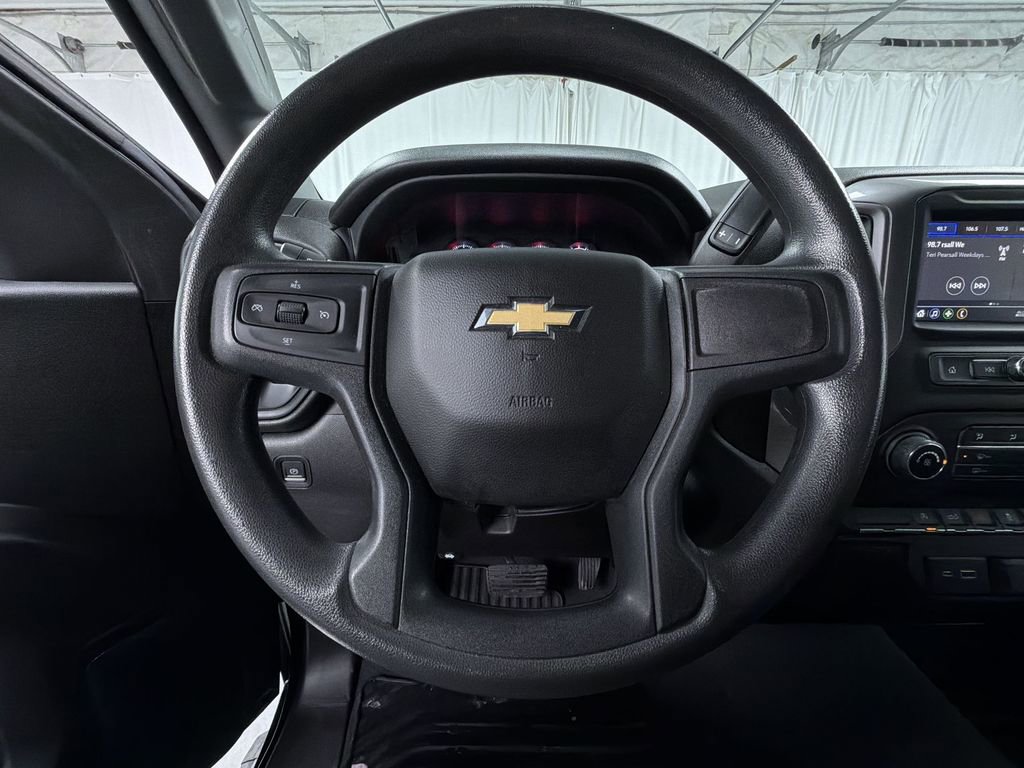 Used 2022 Chevrolet Silverado 1500 Custom image 10