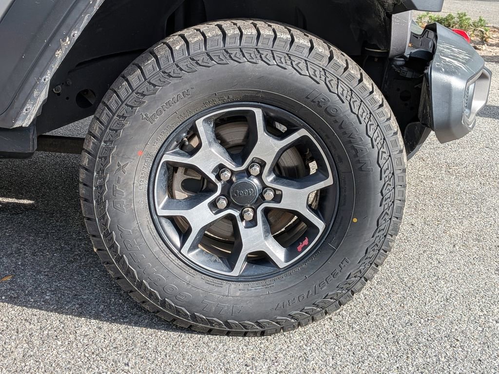 Used 2018 Jeep Wrangler Unlimited Rubicon image 32