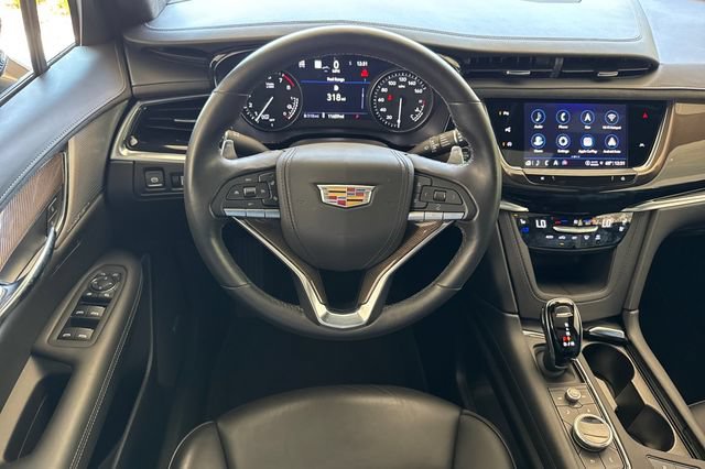 Certified 2025 Cadillac XT6 Sport w/ Platinum Package AWD/4WD image 14