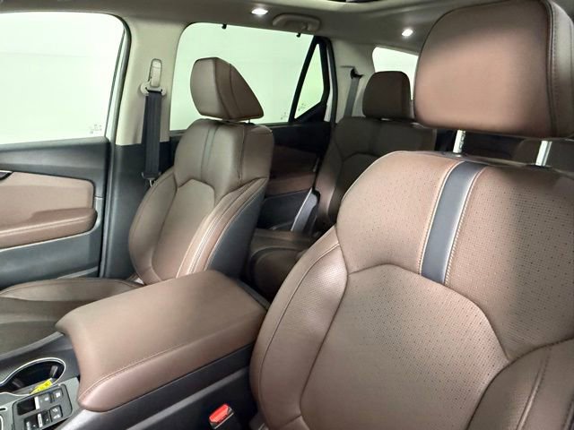 Used 2025 Honda Pilot Elite image 31