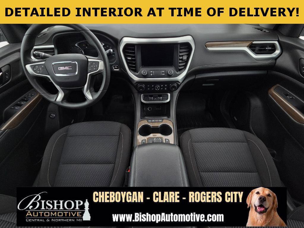 Used 2023 GMC Acadia SLE w/ Driver Convenience Package image 6