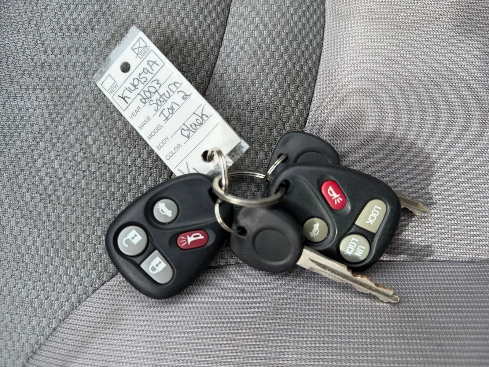Used 2003 Saturn ION Level 2 w/ Convenience Pkg FWD image 26