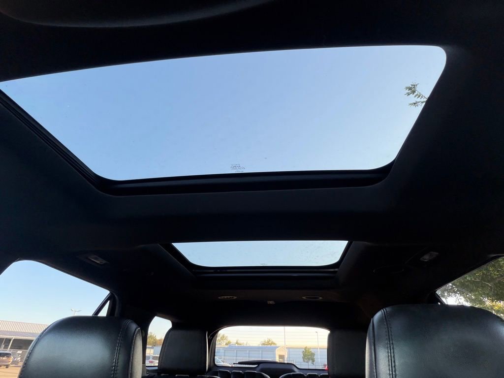 Used 2015 Ford Explorer XLT w/ Equipment Group 202B image 22