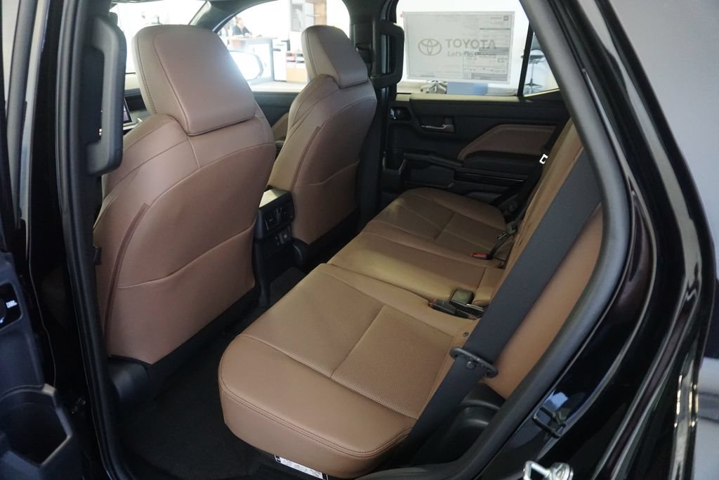 New 2026 Toyota 4Runner Limited AWD/4WD image 26