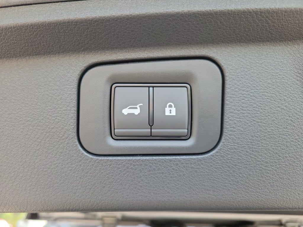 New 2026 Nissan Armada SL RWD image 9