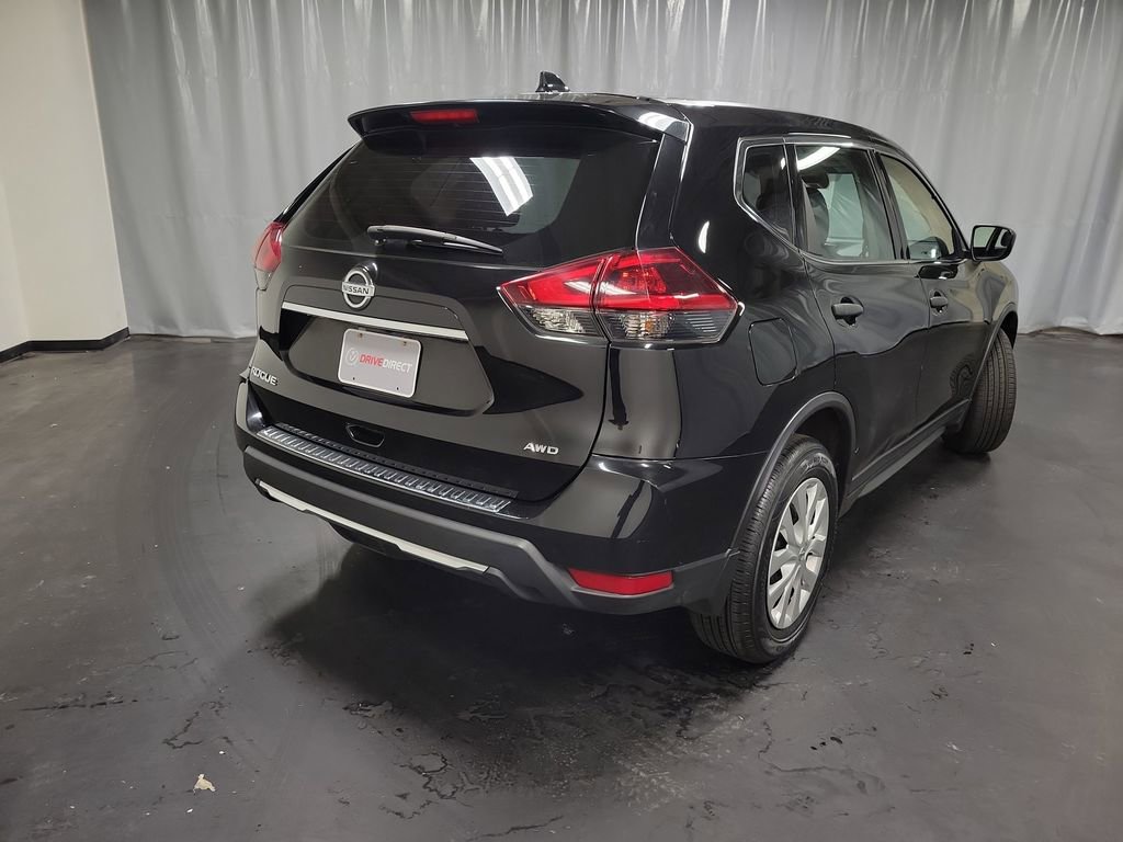 Used 2019 Nissan Rogue S image 9