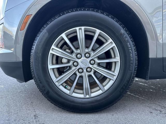 Used 2017 Cadillac XT5 Luxury w/ Driver Awareness Package AWD/4WD image 43