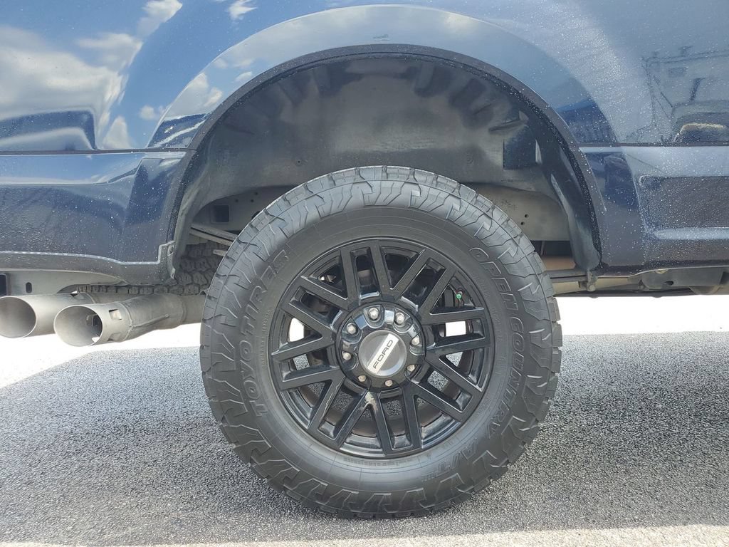Used 2022 Ford F250 Lariat w/ Black Appearance Package AWD/4WD image 40