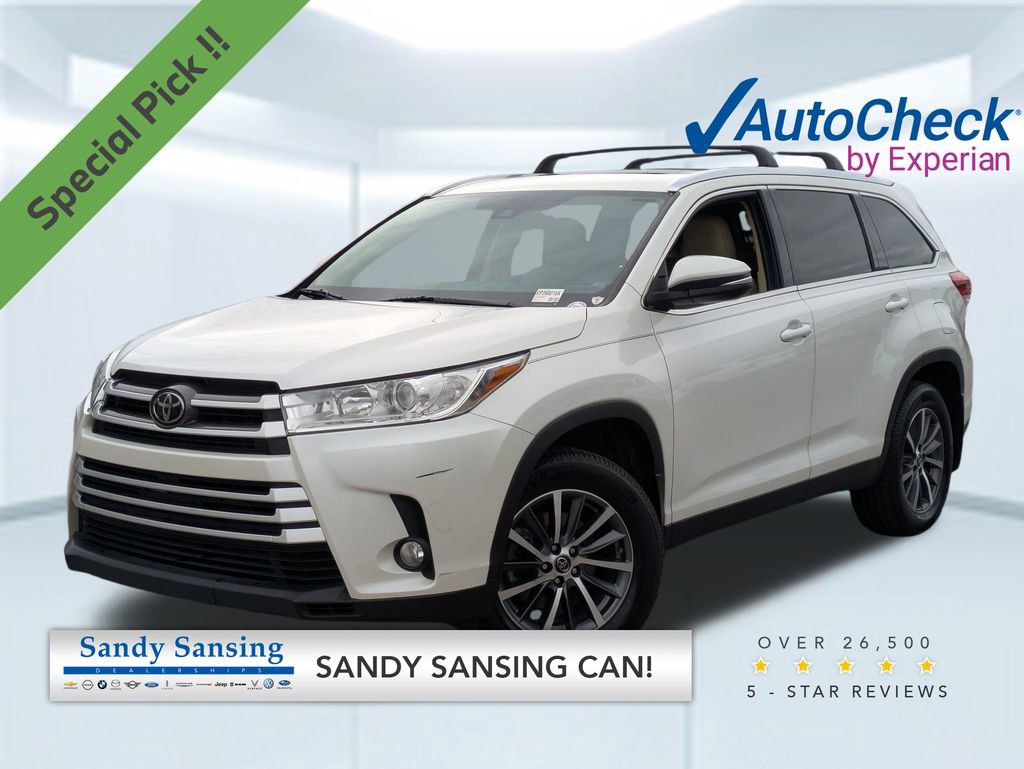 Used 2019 Toyota Highlander SE