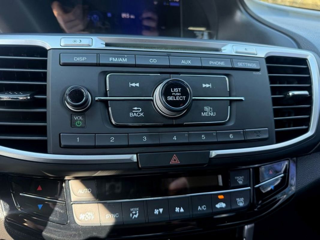 Used 2016 Honda Accord LX image 23