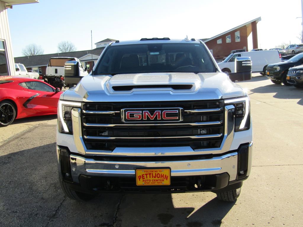 New 2026 GMC Sierra 3500 SLT w/ SLT Convenience Package image 13