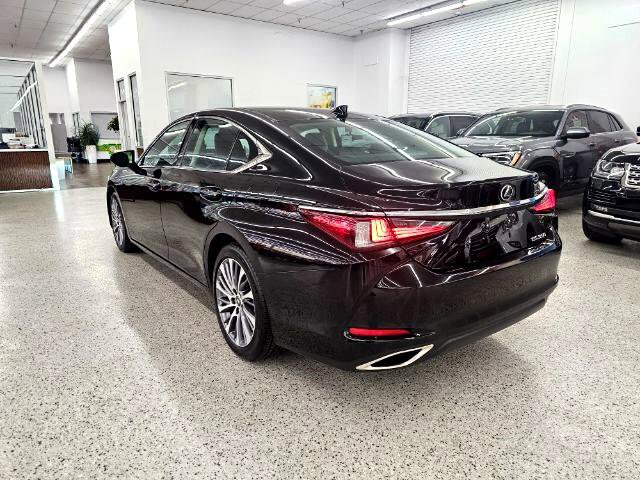 Used 2019 Lexus ES 350 image 6
