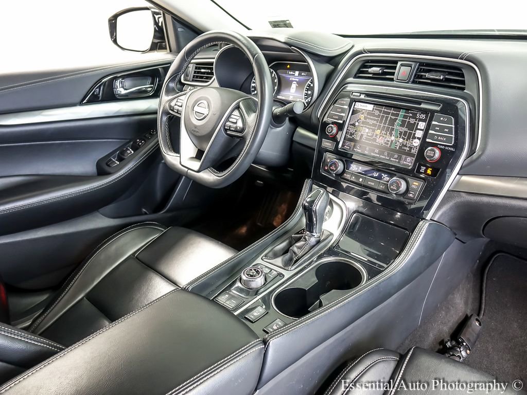 Used 2023 Nissan Maxima SV w/ Floor Mat Group FWD image 24