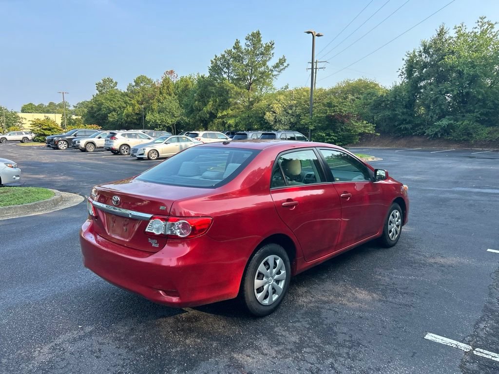 Used 2011 Toyota Corolla LE FWD image 4