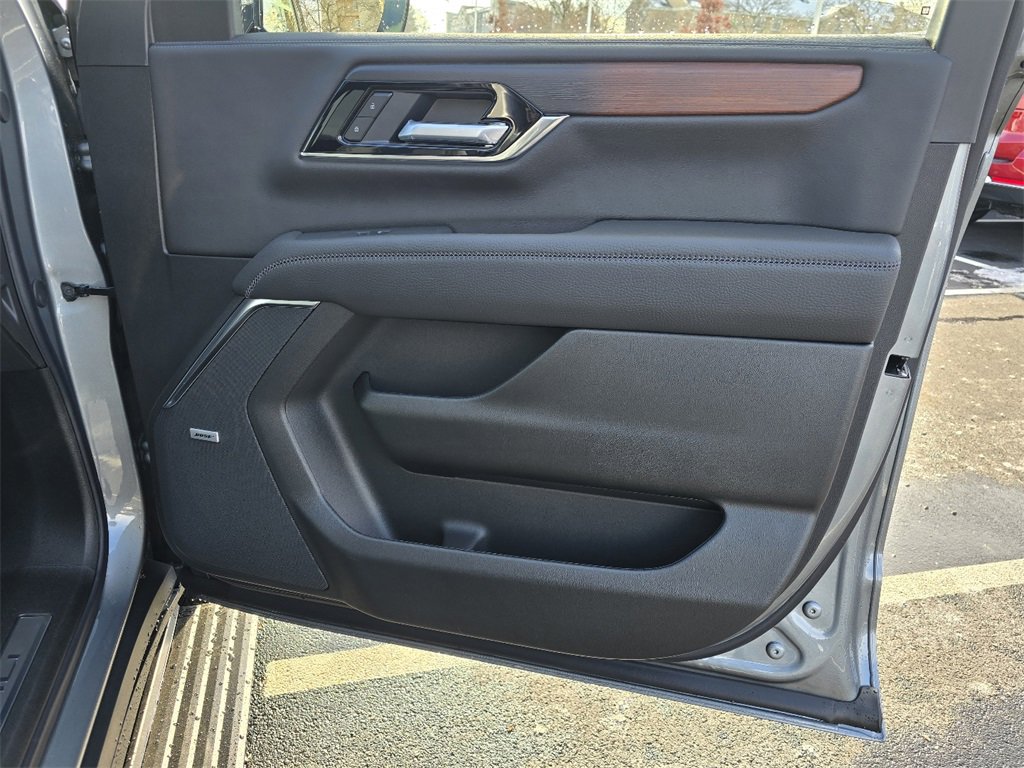 New 2026 GMC Yukon Denali image 33