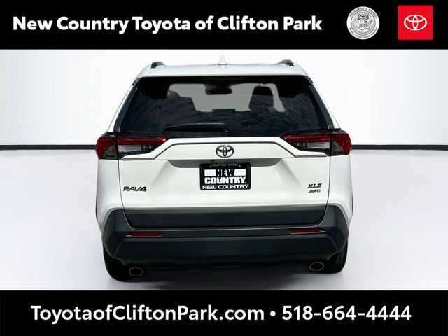 Used 2023 Toyota RAV4 XLE AWD/4WD image 6