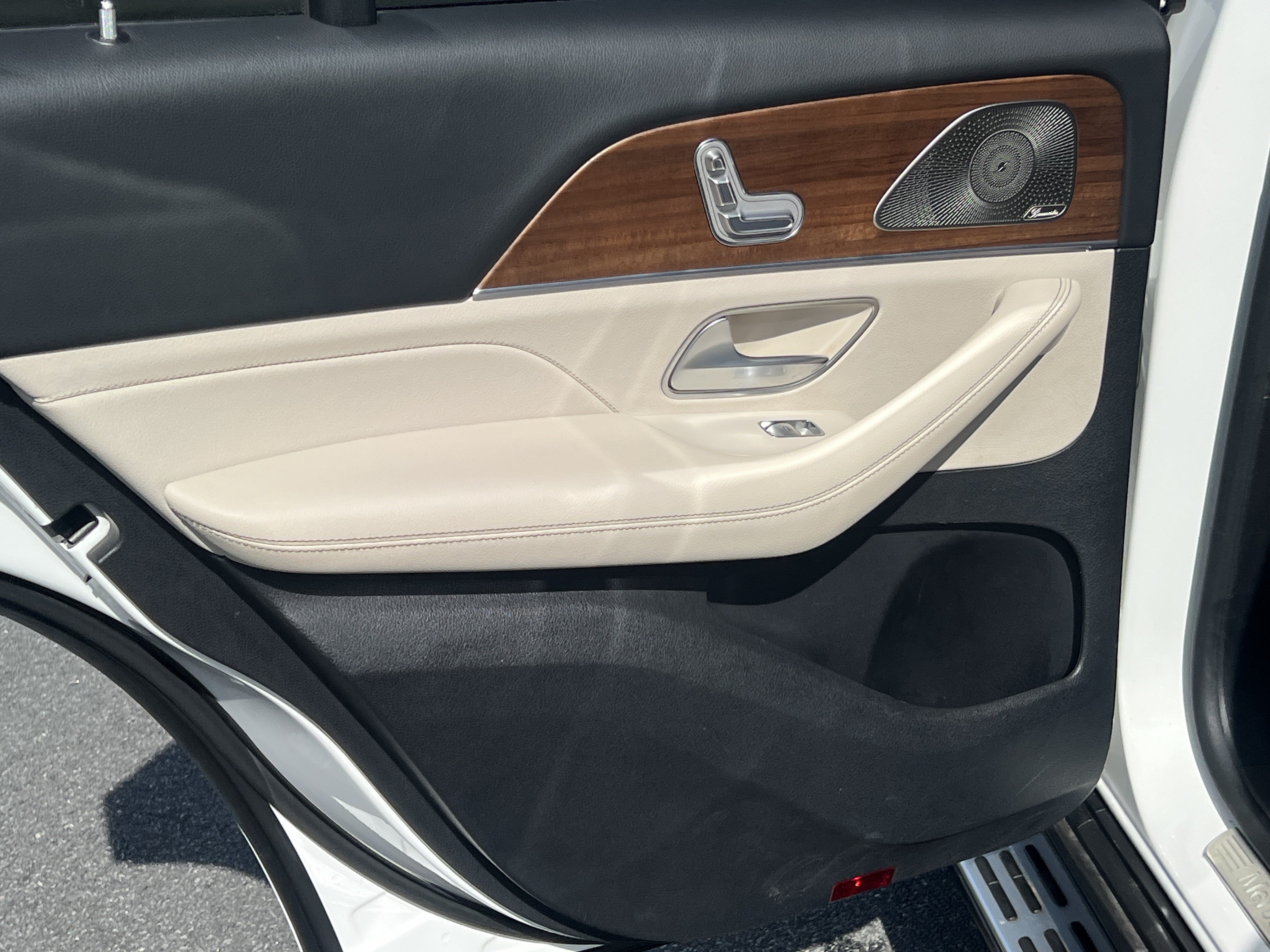 Used 2022 Mercedes-Benz GLE 350 4MATIC w/ 3rd Row Seat Package image 27