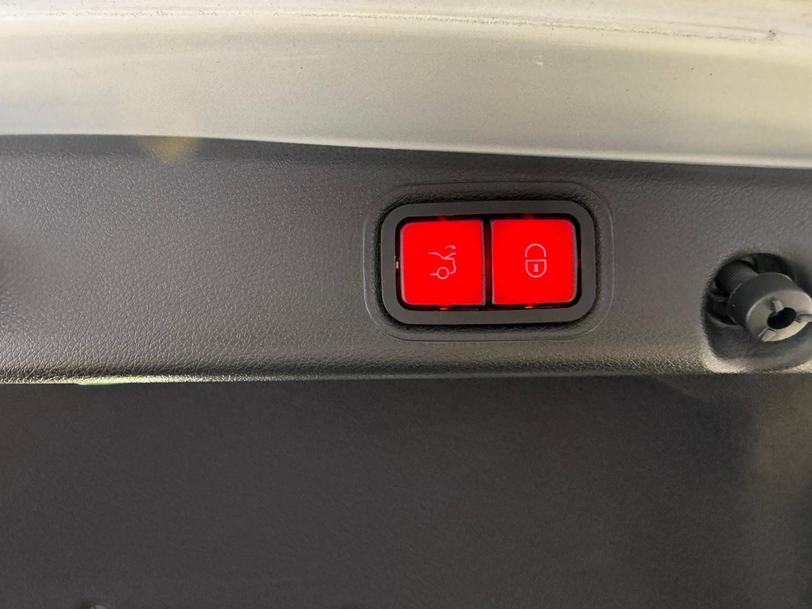 Used 2019 Mercedes-Benz E 300 4MATIC w/ Premium 1 Package image 60