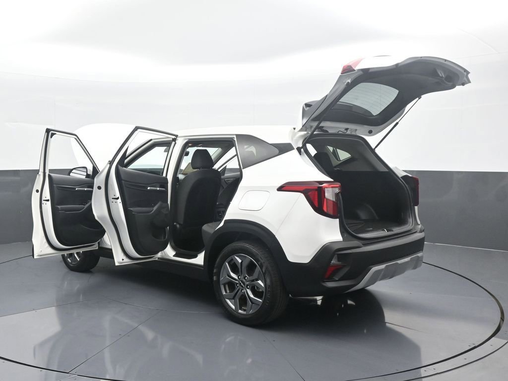 Used 2024 Kia Seltos LX image 73