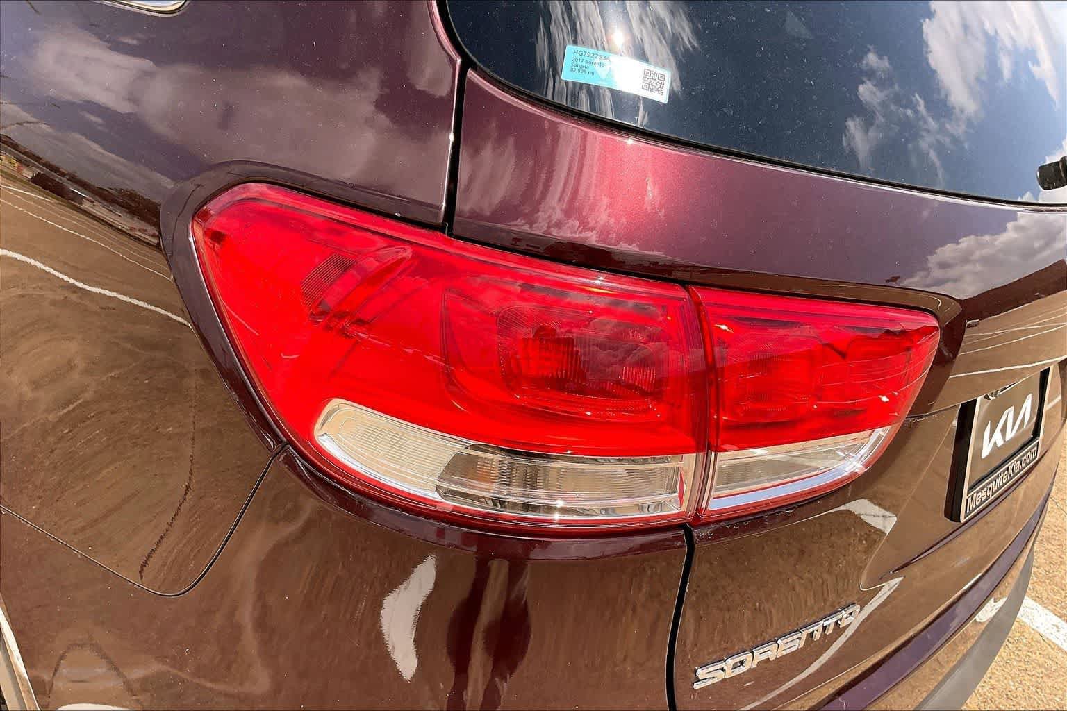Used 2017 Kia Sorento LX FWD image 30