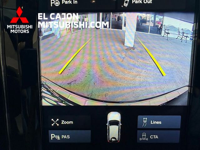 Used 2019 Volvo XC60 T5 Momentum w/ Multimedia Package AWD/4WD image 17