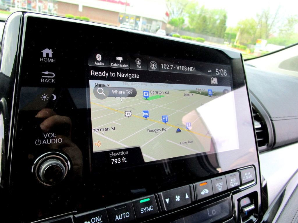 Used 2022 Honda Odyssey Touring image 3