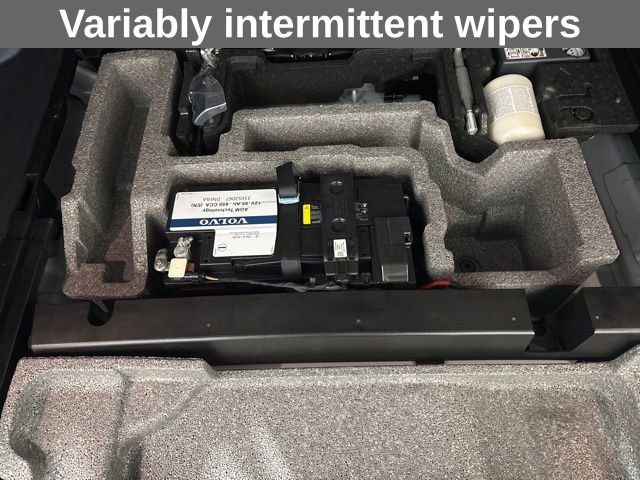 Used 2025 Volvo XC60 T8 Plus w/ Climate Package image 36