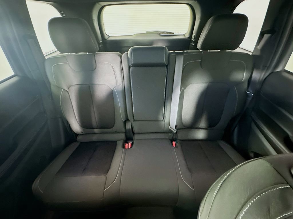 New 2026 Jeep Grand Cherokee Laredo X RWD image 10