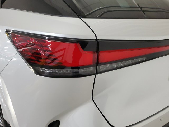 Used 2026 Lexus RX 350 Premium w/ Accessory Package (Z1) AWD/4WD image 31