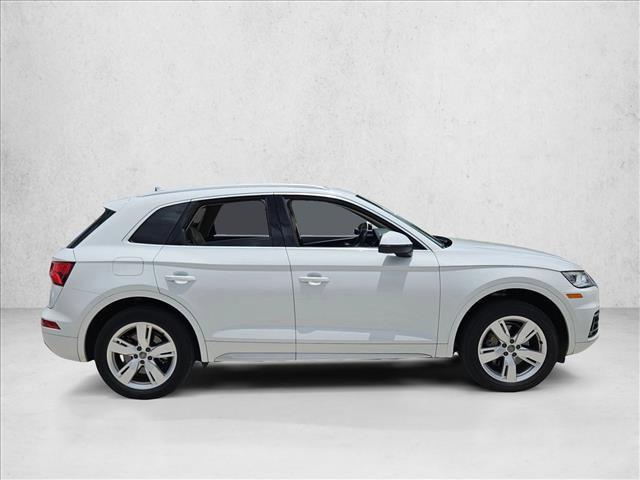 Used 2019 Audi Q5 2.0T Premium Plus w/ Premium Plus Package AWD/4WD image 4