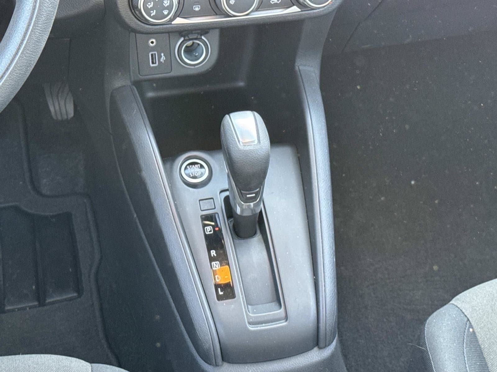 Used 2025 Nissan Kicks Play S FWD image 16