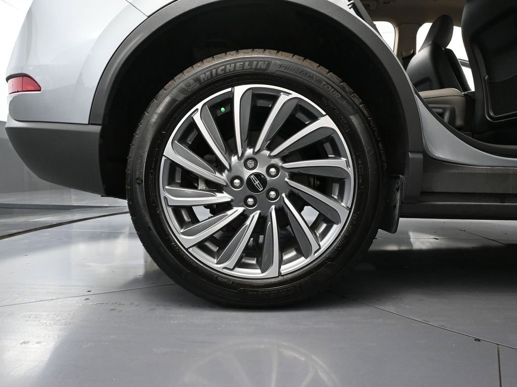 Used 2024 Lincoln Corsair Reserve image 13