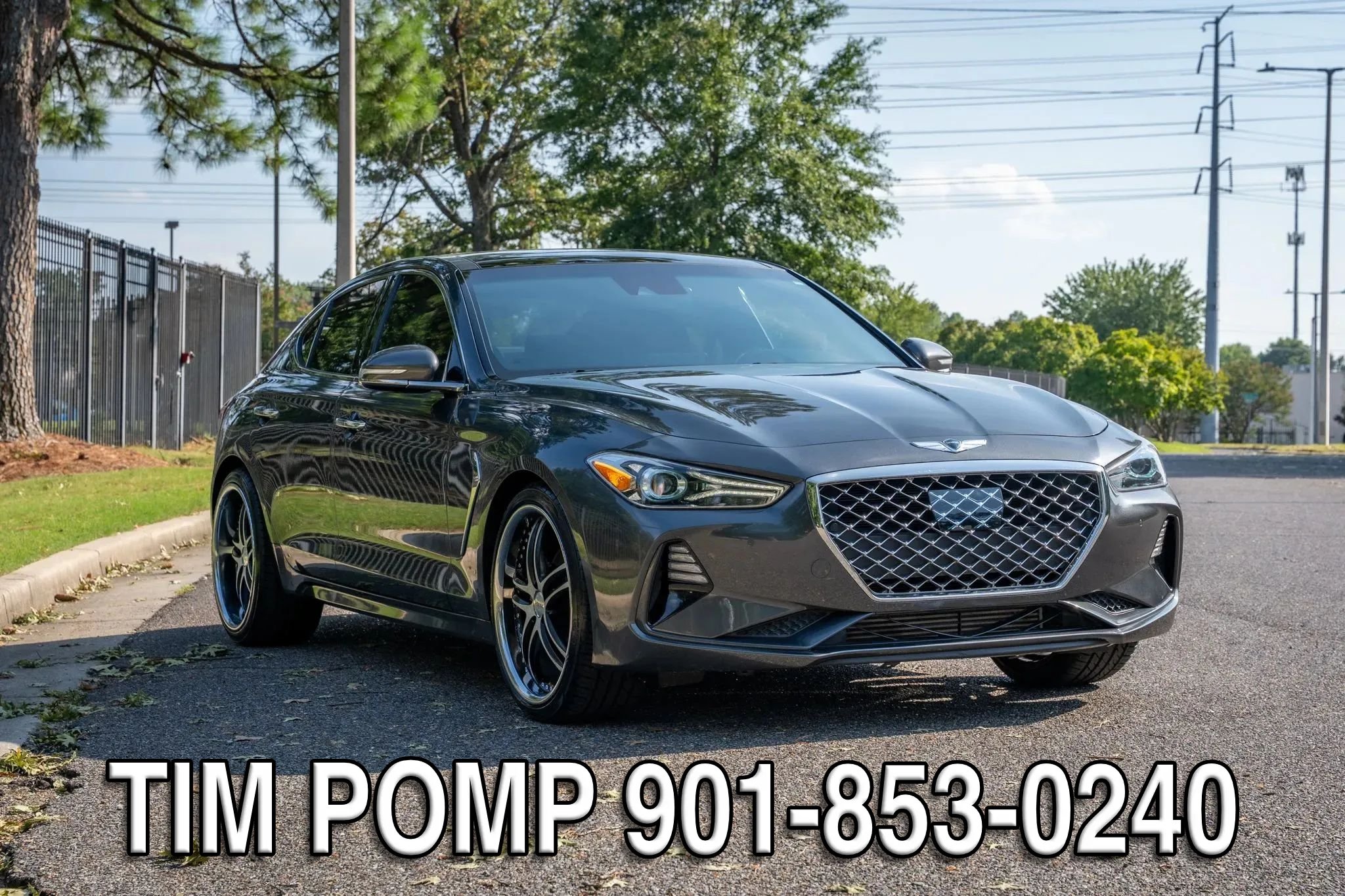 Used 2020 Genesis G70 2.0T w/ Elite Package RWD image 3