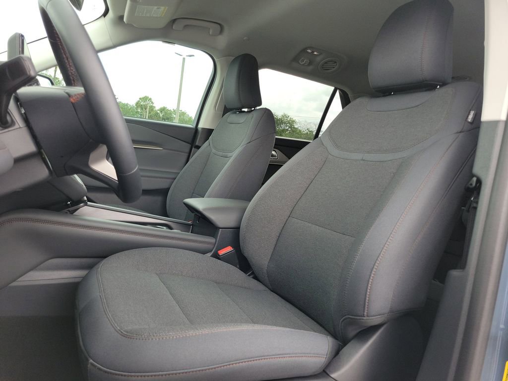 Certified 2025 Ford Explorer Active RWD image 20