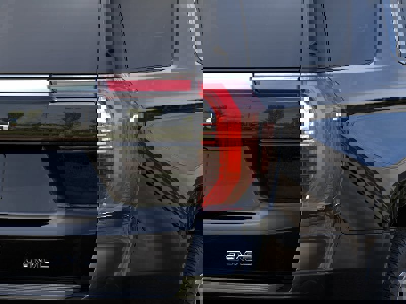 New 2026 GMC Yukon Denali w/ Denali Reserve Package AWD/4WD image 38