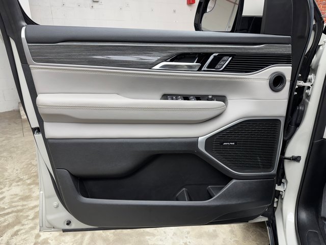 Used 2022 Jeep Wagoneer Series II image 10