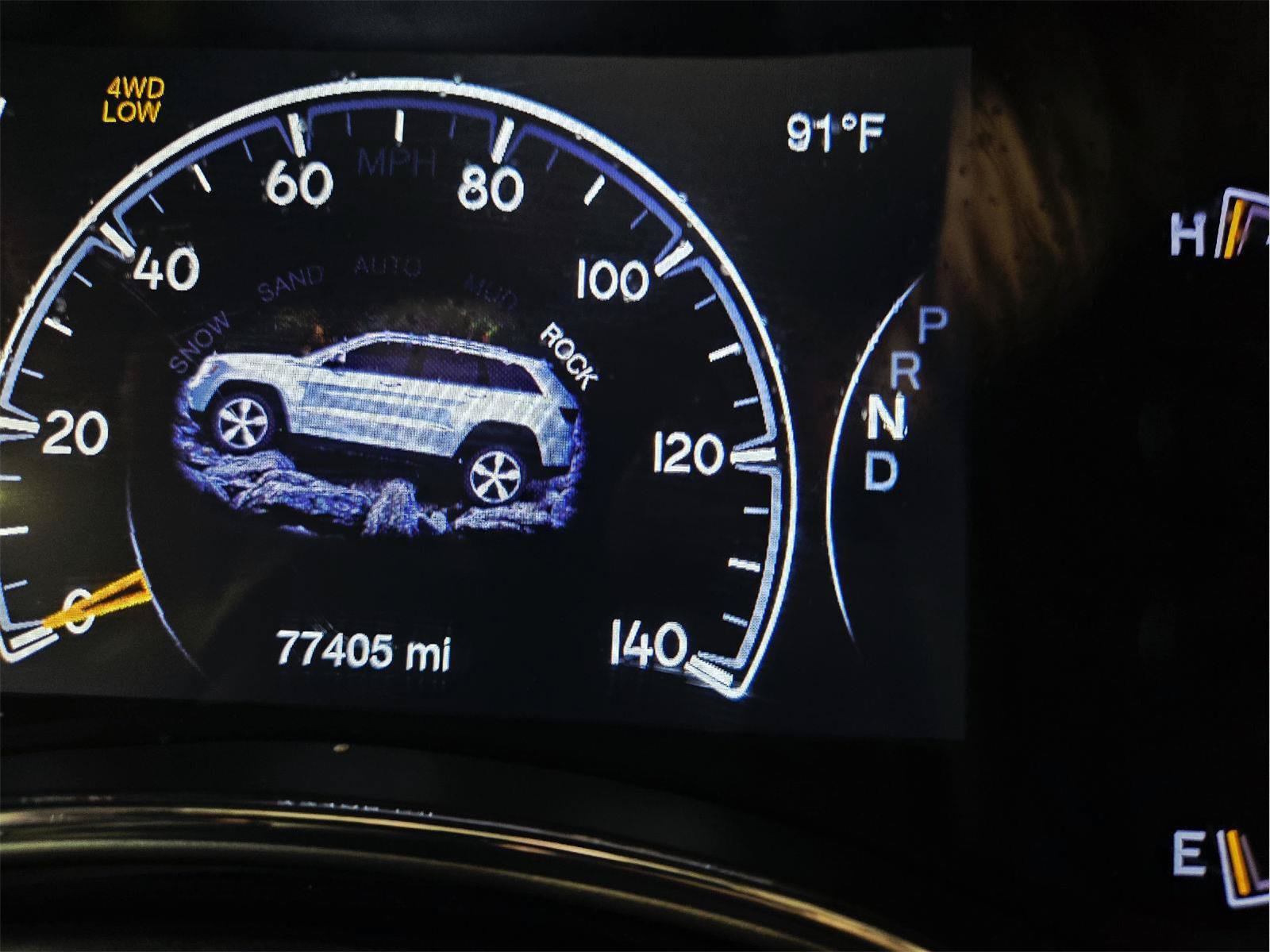 Used 2018 Jeep Grand Cherokee Limited AWD/4WD image 29