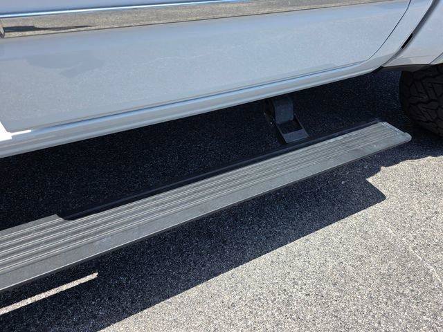 Used 2020 RAM 1500 Limited w/ Bed Utility Group RWD image 10