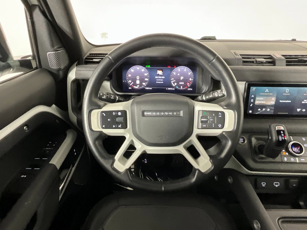 Certified 2024 Land Rover Defender 110 X-Dynamic SE image 11